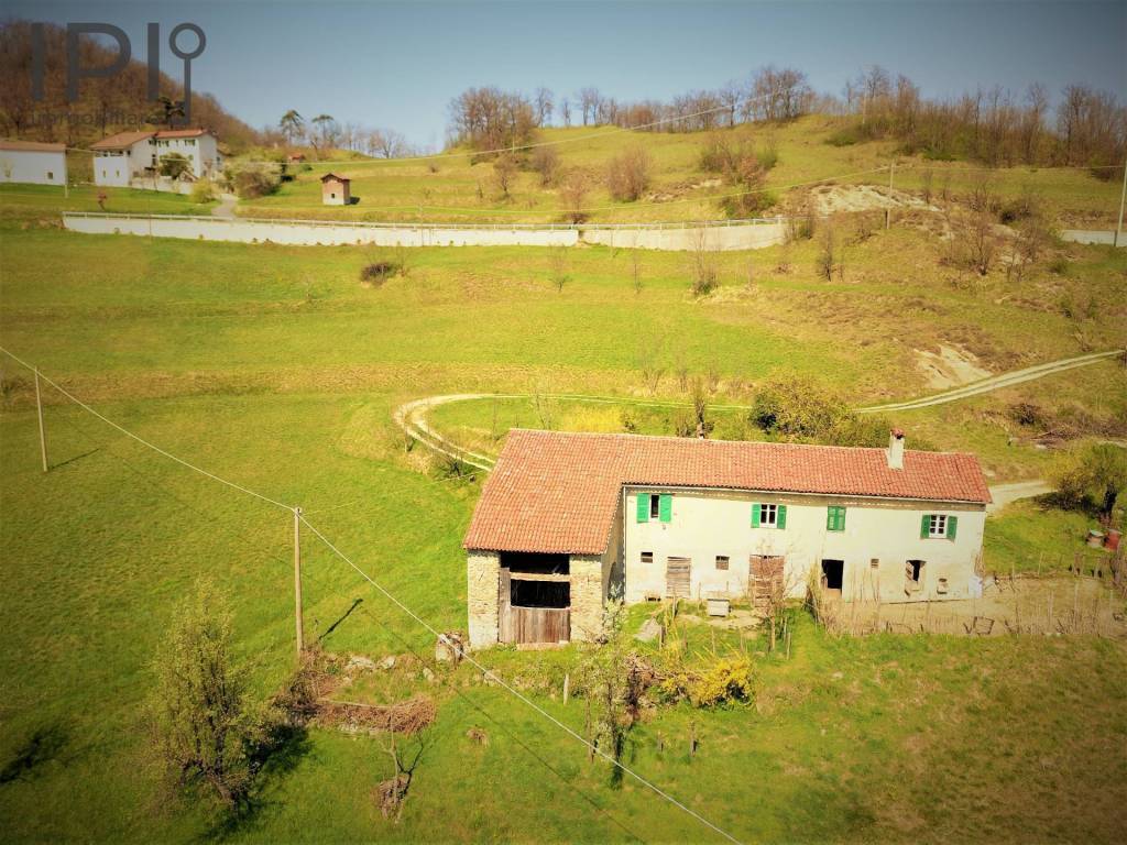 Rustico / casale a Cairo montenotte in Strada Sant'Anna - Foto 3