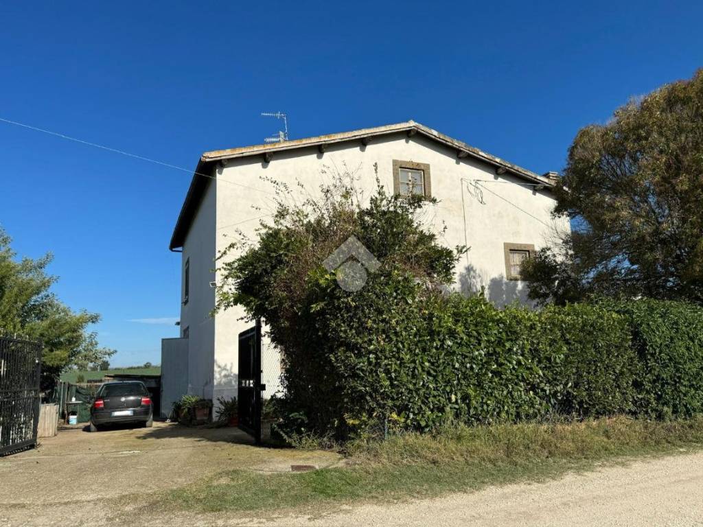 Rustico / casale a Viterbo in Strada castel d'asso - Foto 2