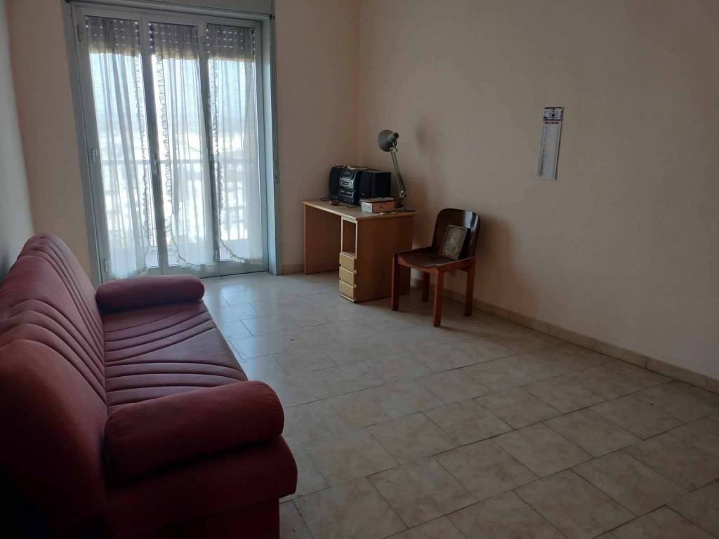 Appartamento a Carlentini in Via Giuseppe Di Vittorio, 30 - Foto 2