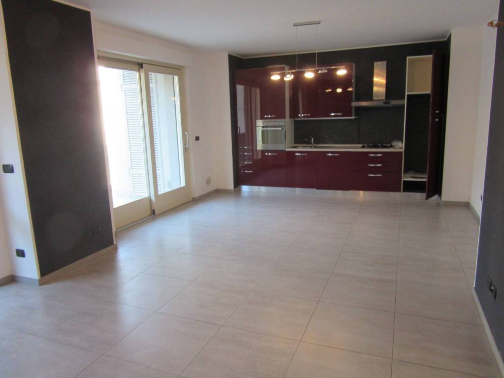 Appartamento a Bra in Via Fratelli Allocco - Foto 4