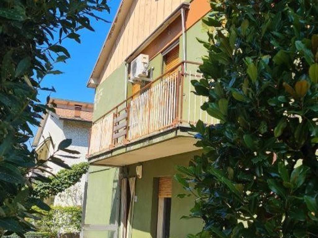 Villa a Castelvetro di modena in Via Palona, 35 - Foto 3