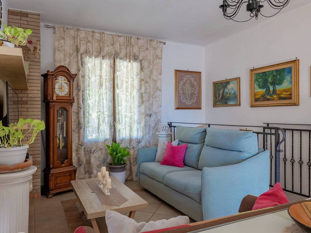 Villa a Mesagne in Strada Comunale Vecchia Latiano - Foto 3