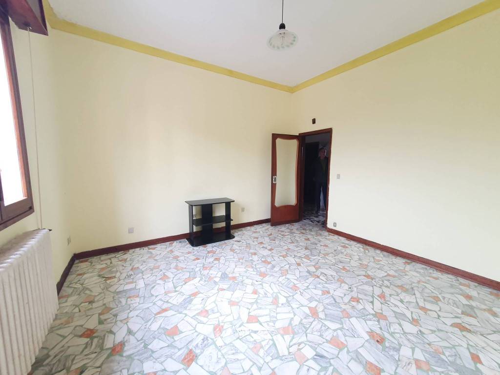 Appartamento a Pistoia in Via Mario Pagano - Foto 5
