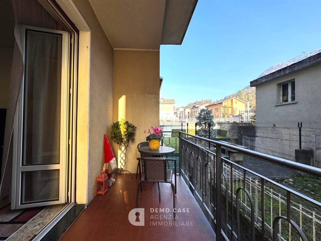 Appartamento a Chiavenna in Via San Giovanni, 18 - Foto 3