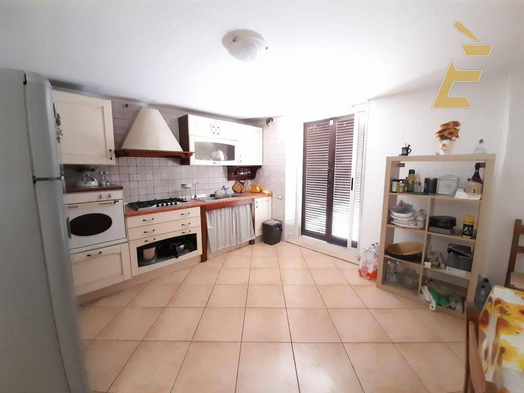 Villa a Aprilia in Via Valtellina, 51 - Foto 3