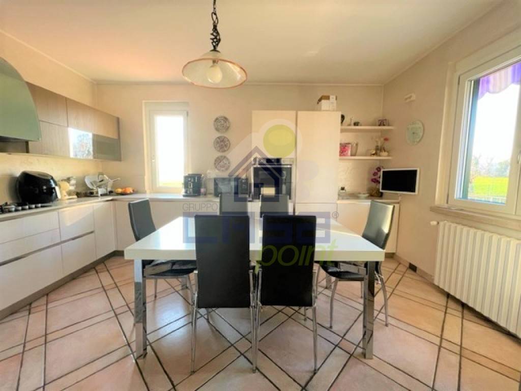 Villa a Calcinato in via berlinguer - Foto 3