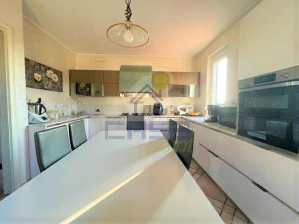 Villa a Calcinato in via berlinguer - Foto 4