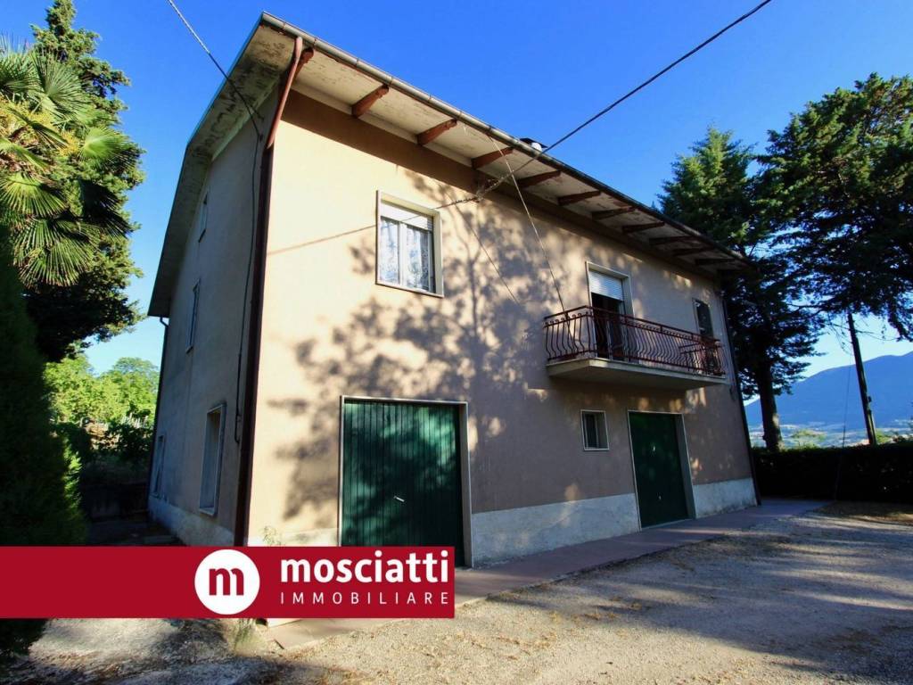 Casa indipendente a Matelica in Collepere - Foto 4