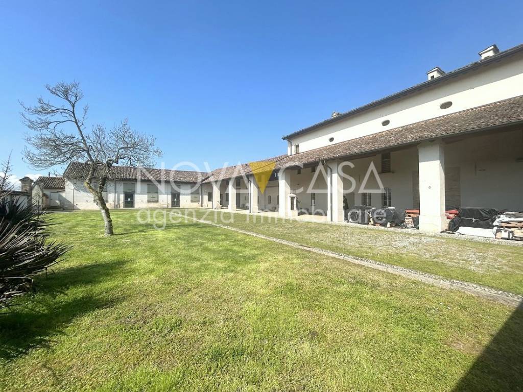 Rustico / casale a Crema in Via Macallè - Foto 2