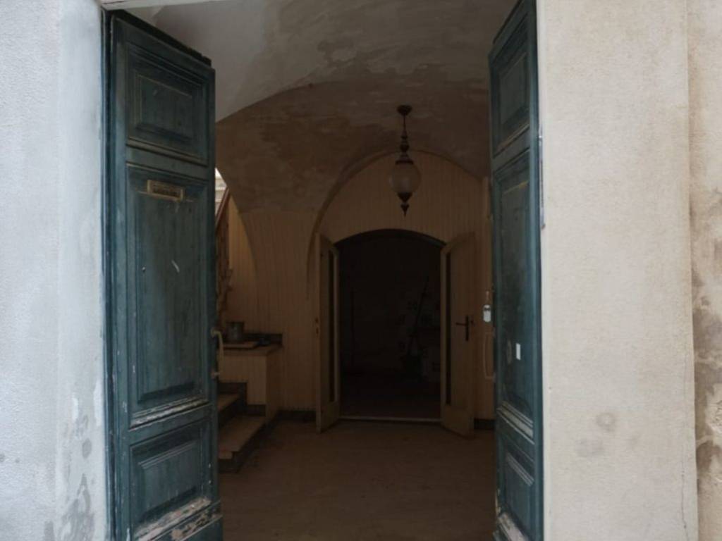 Palazzo / stabile a Modica in Via Florida, 3 - Foto 5