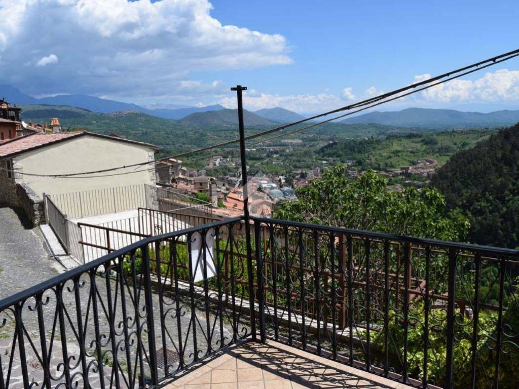 Casa indipendente a Tagliacozzo in Via I castello - Foto 2