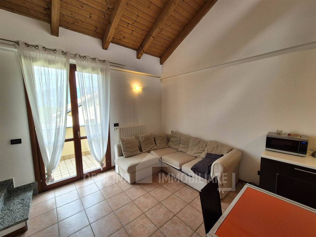 Appartamento a Colico in Via Renzo Neri , 4 - Foto 5