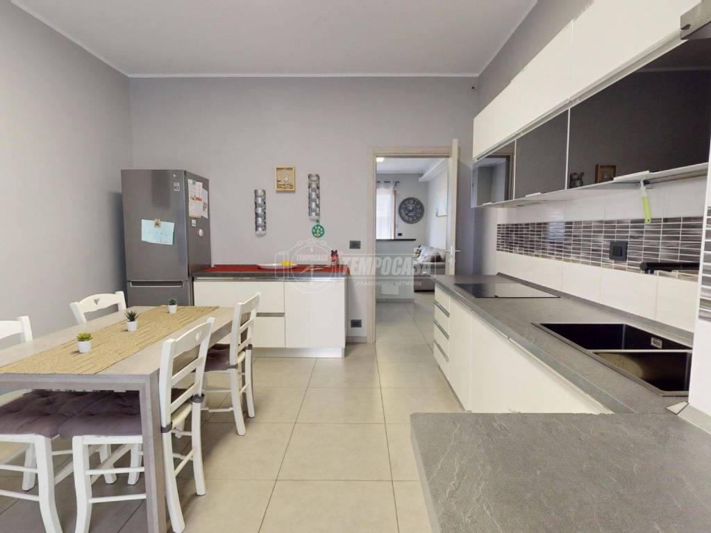 Appartamento a Brandizzo in Via Torino 233 - Foto 2