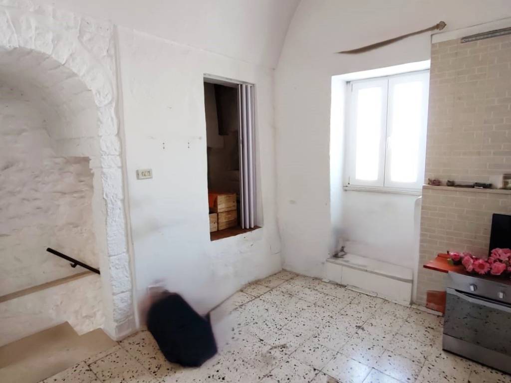 Casa indipendente a Ceglie messapica in Piazza Plebiscito - Foto 3
