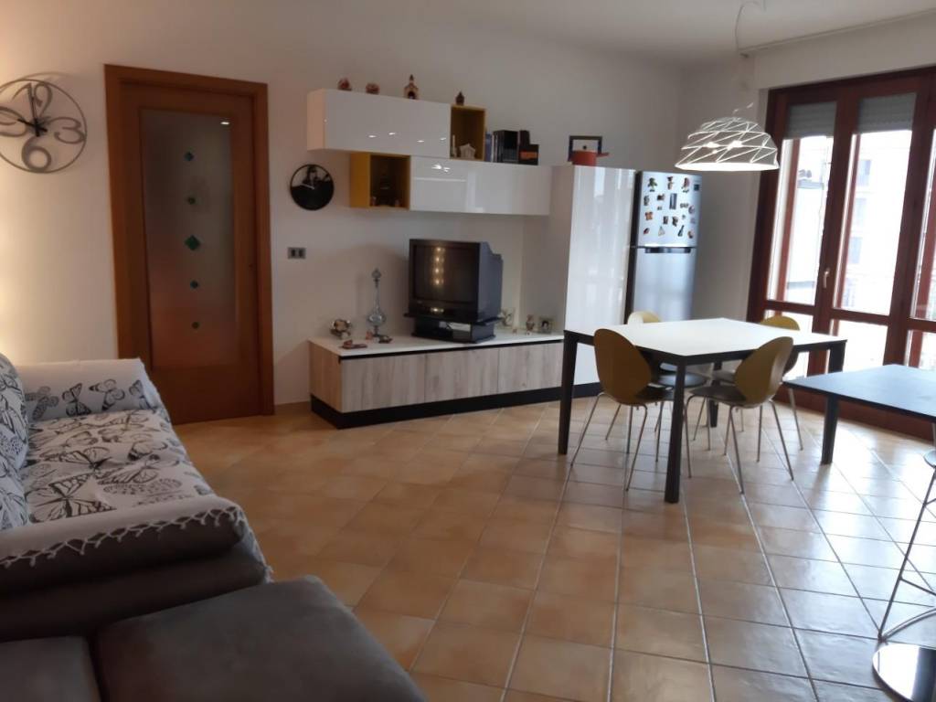 Appartamento a Civitanova marche in Via Martiri di Belfiore - Foto 3