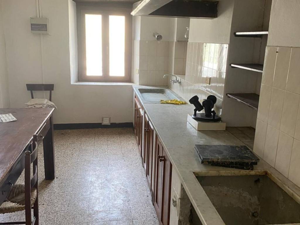 Rustico / casale a Borgo a mozzano in Strada Comunale di Valdottavo - Foto 5