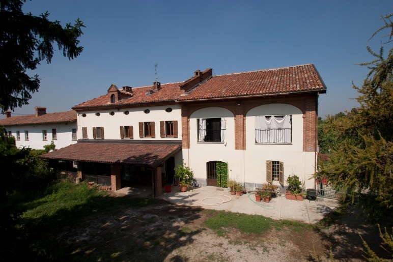 Rustico / casale a Fubine monferrato in Via per Cuccaro - Foto 2