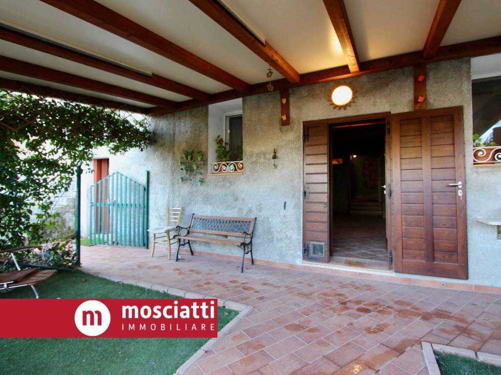 Casa indipendente a Matelica in Vicolo Cuoio, 54 - Foto 4