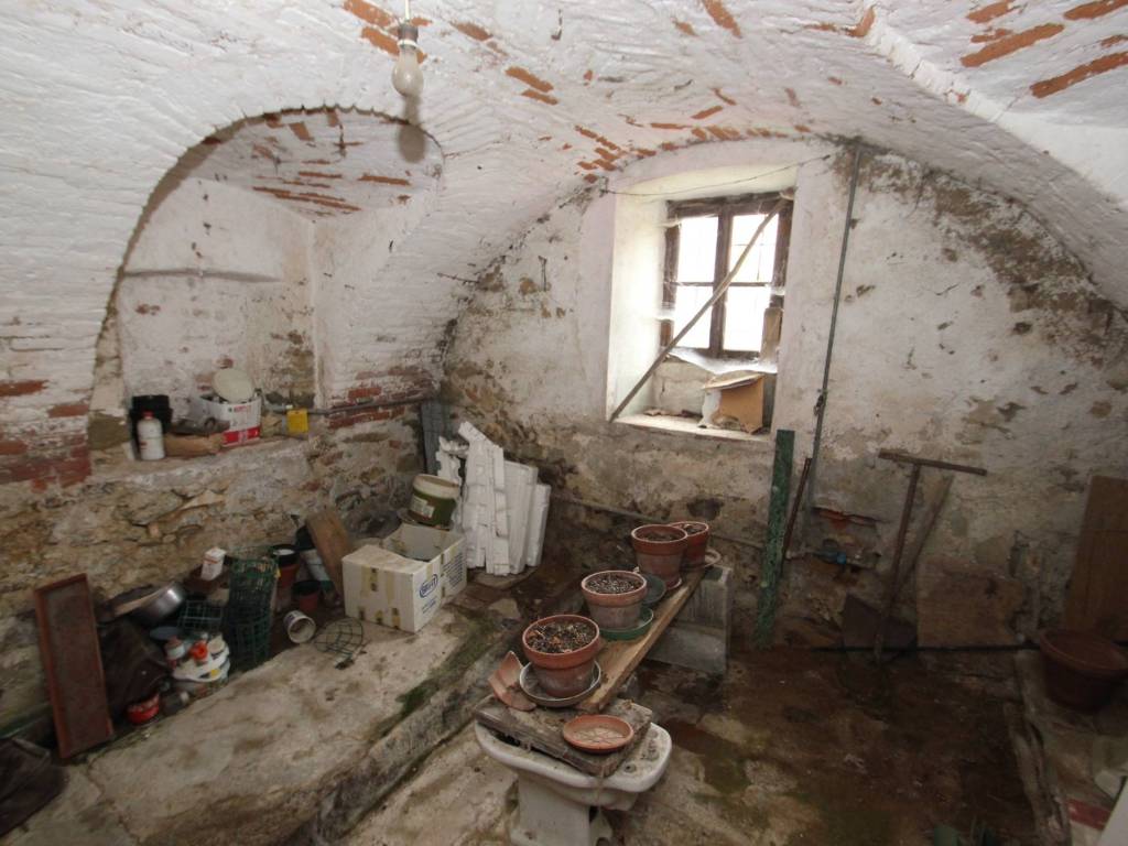 Casa indipendente a Donato in Via Martiri della Libertà - Foto 4
