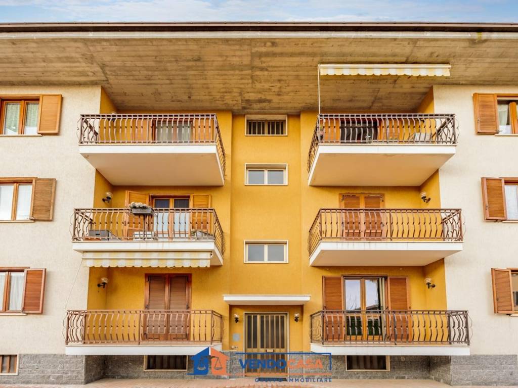 Appartamento a Centallo in Via Hans Clemer, 20 - Foto 2