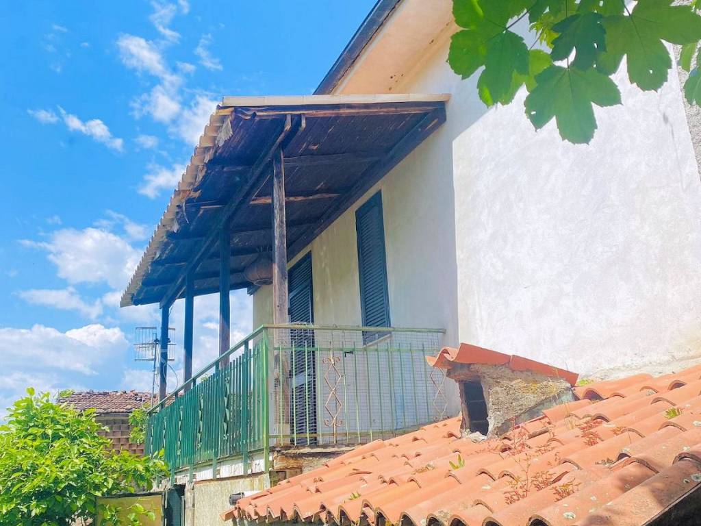 Villa a Barga in Strada Regionale della Garfagnana - Foto 3