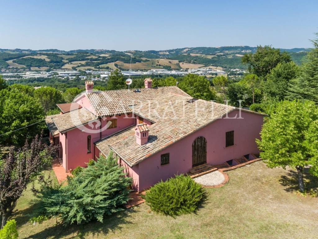 Villa a Fermignano in Via Celli, 7 - Foto 2