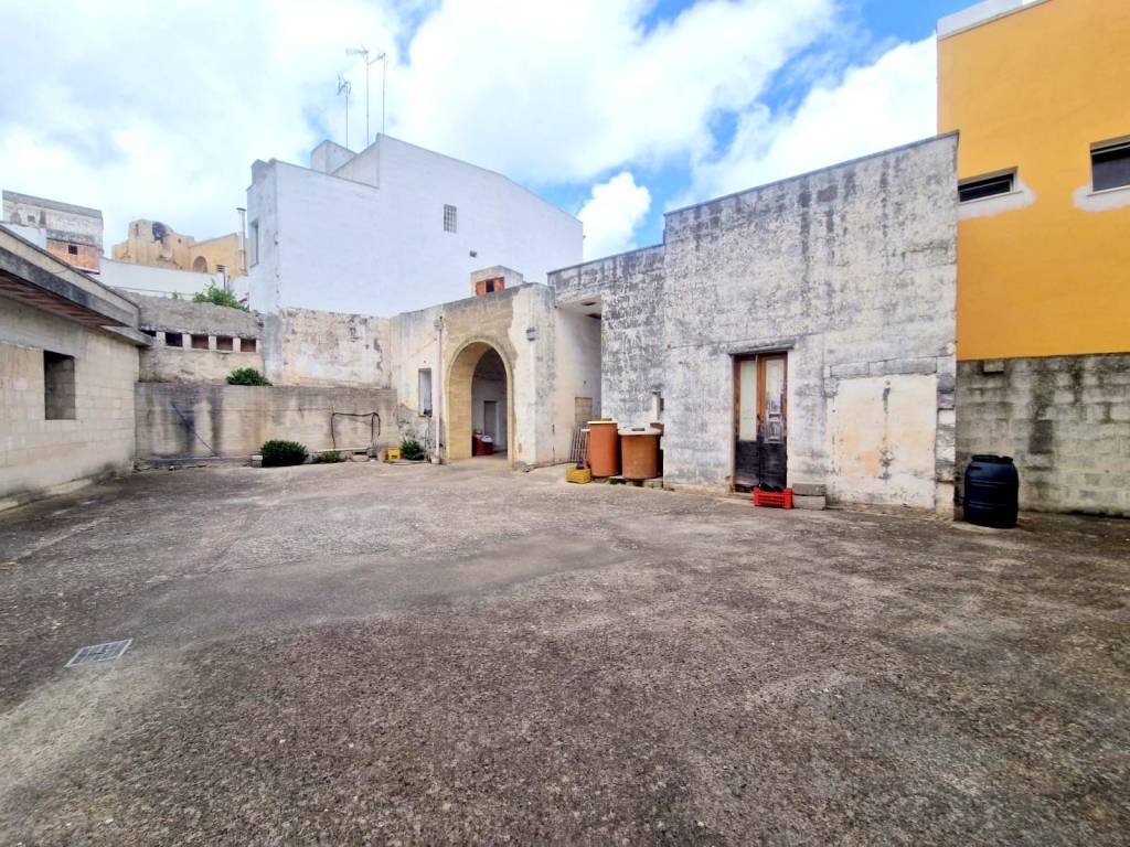 Appartamento a Tricase in Via Marina Serra - Foto 4