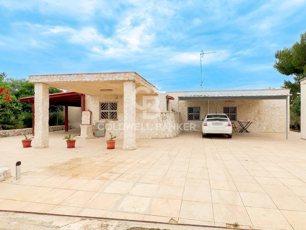 Villa a Carovigno in C.da Scianolecchia - Foto 2