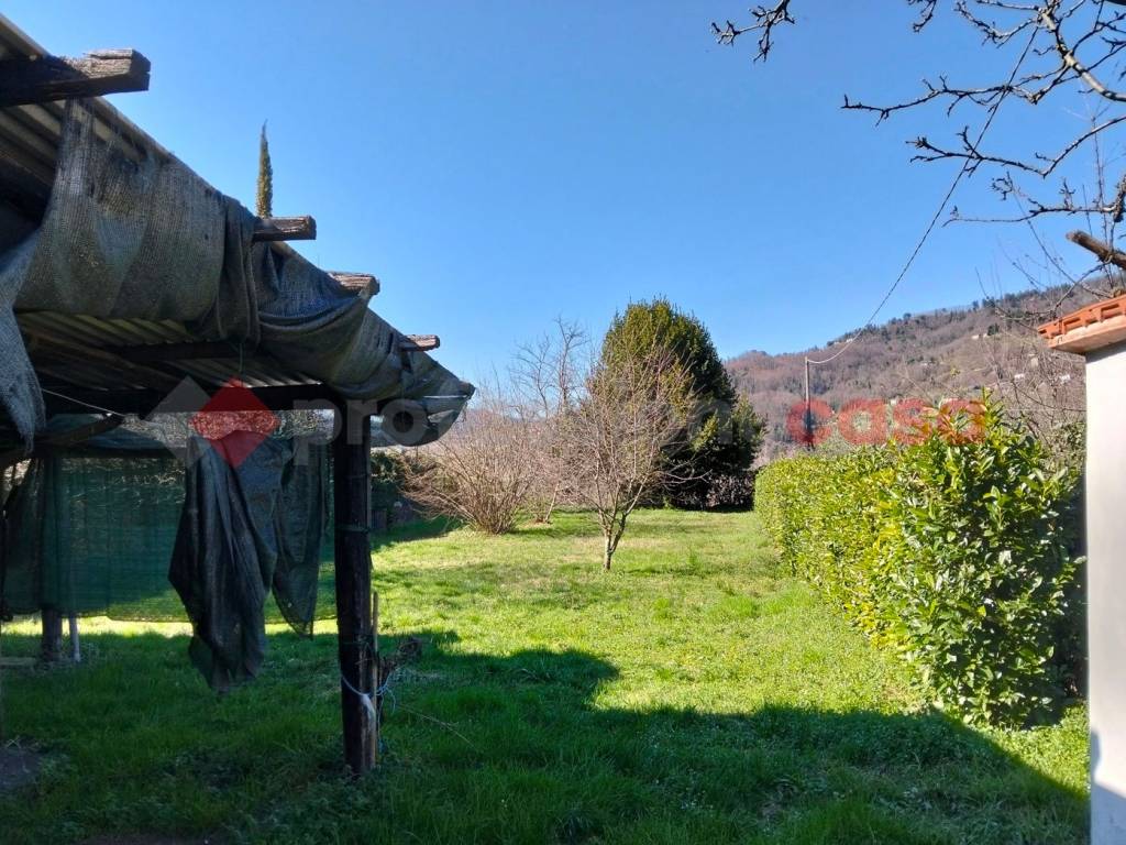 Villa a Barga in Via Cesare Biondi, 49 - Foto 4