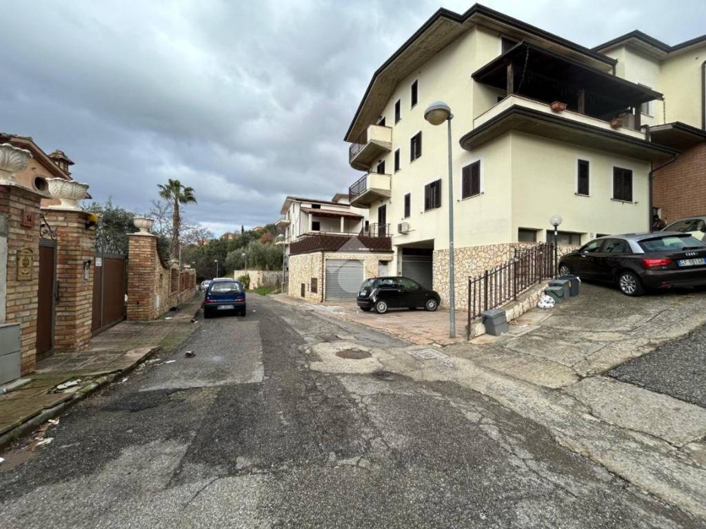 Appartamento a Zumpano in CONTRADA MENNA - Foto 2