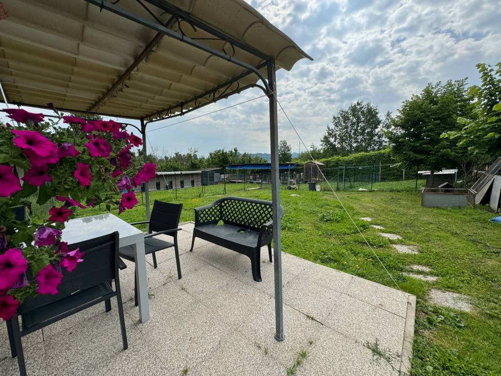 Villa a Canelli in Via Aldo Moro - Foto 2