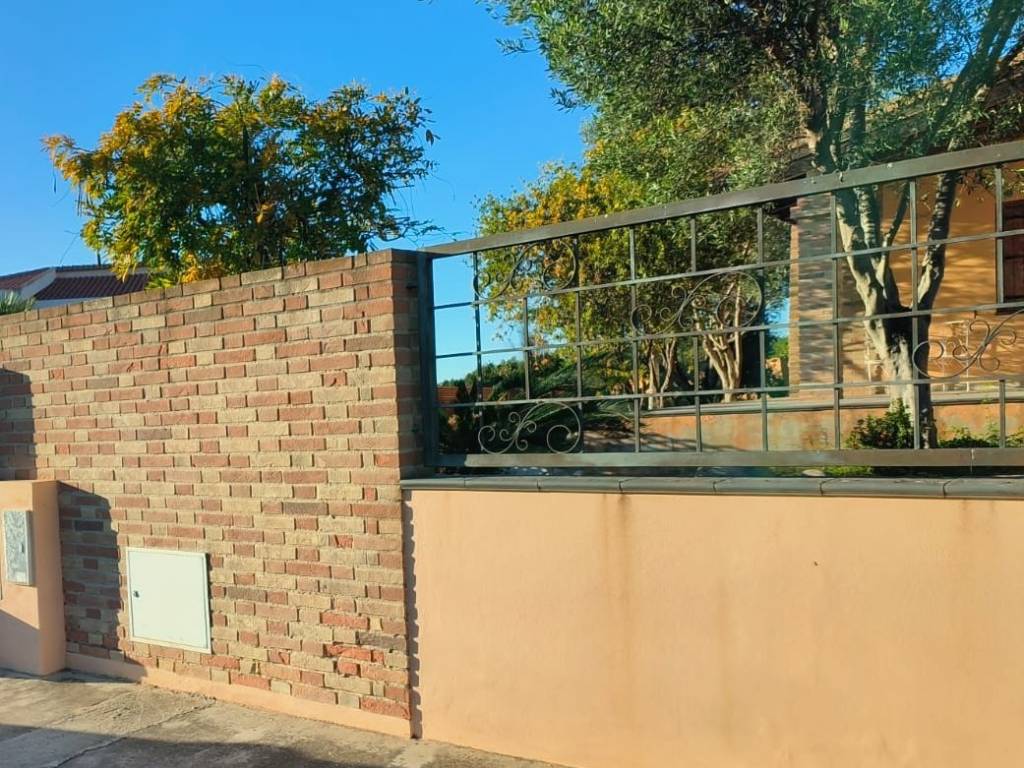 Villa a Quartu sant'elena in Via dei Ginepri, 65 - Foto 2