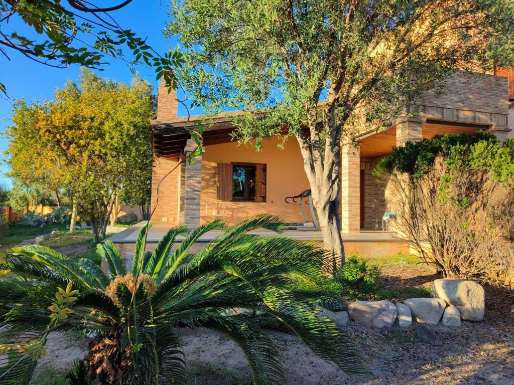 Villa a Quartu sant'elena in Via dei Ginepri, 65 - Foto 4