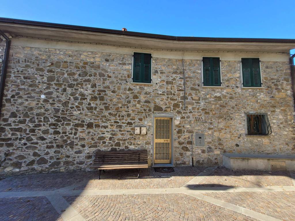 Casa indipendente a Bolano - Foto 1