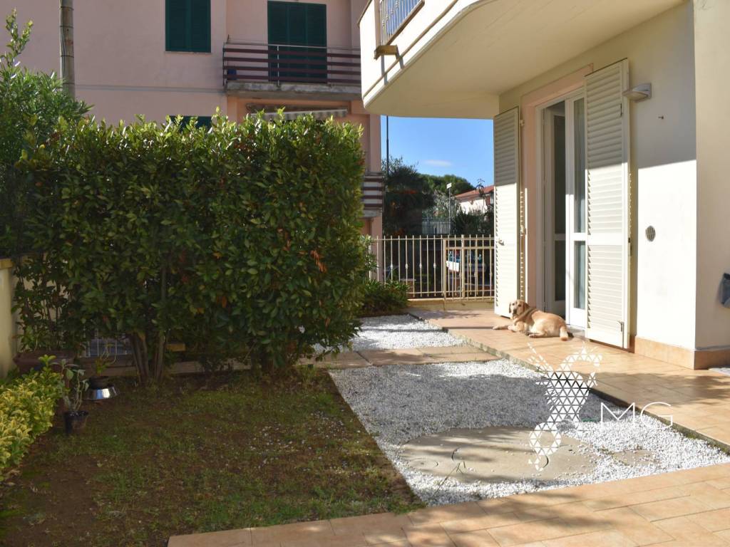 Appartamento a Rosignano marittimo in Via Torquato Tasso, 22 - Foto 2