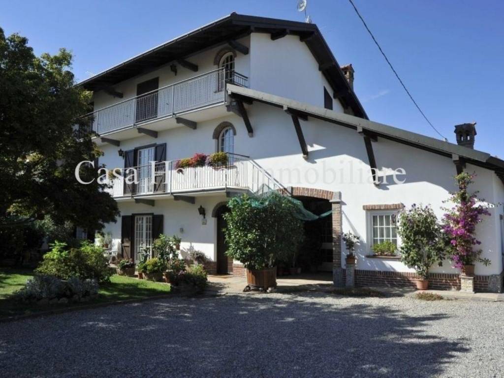 Rustico / casale a Oleggio in Via Palanchina s.n.c - Foto 4