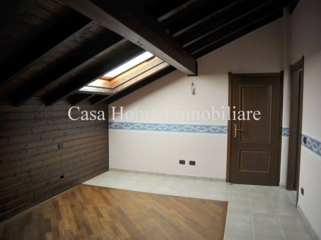 Rustico / casale a Oleggio in Via Palanchina s.n.c - Foto 5