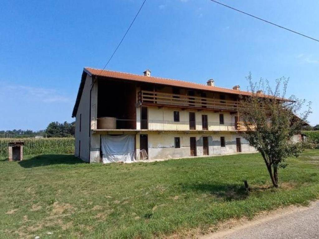 Rustico / casale a Oleggio in Corso G.Matteotti, 73 - Foto 4