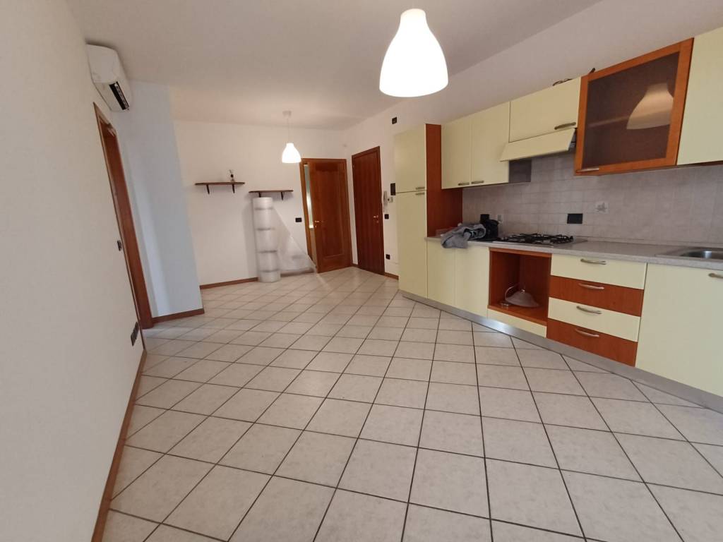 Appartamento a Costabissara in Via Damiano Chiesa, 33 - Foto 3