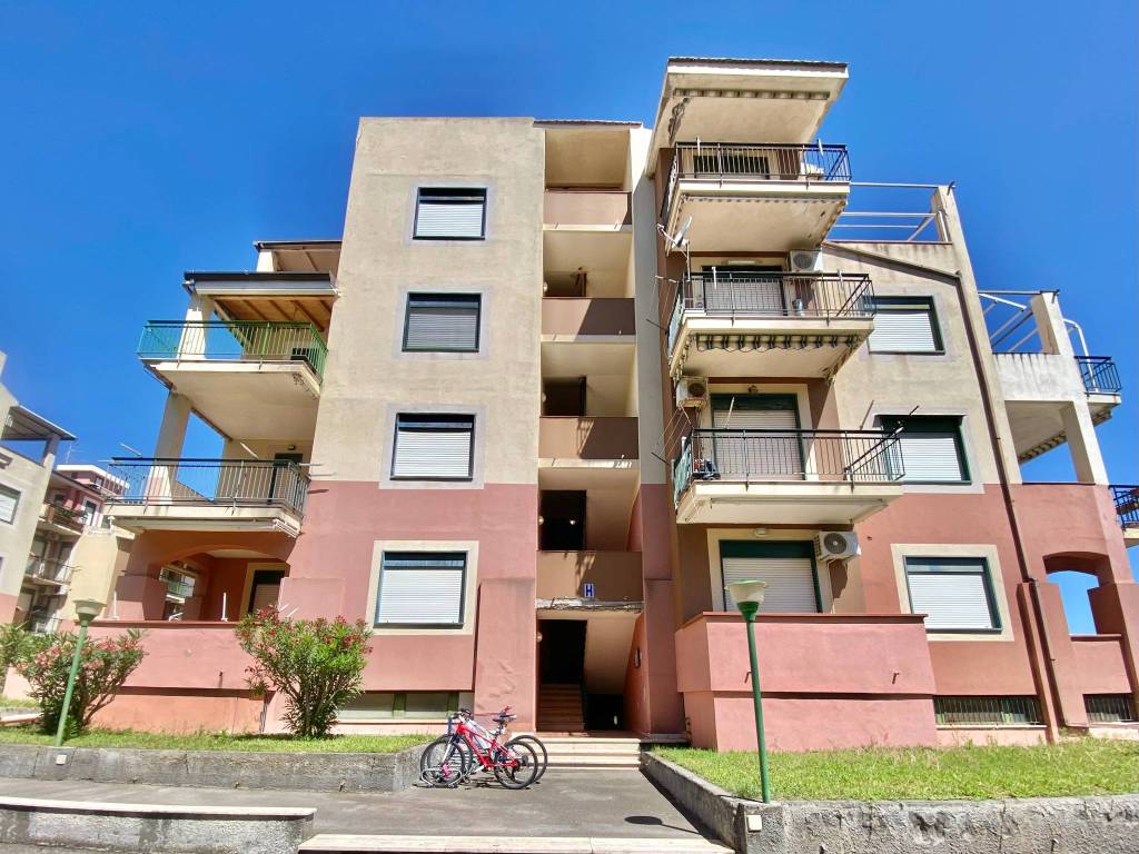 Appartamento a Giardini-naxos in Contrada Pietrenere - Foto 3