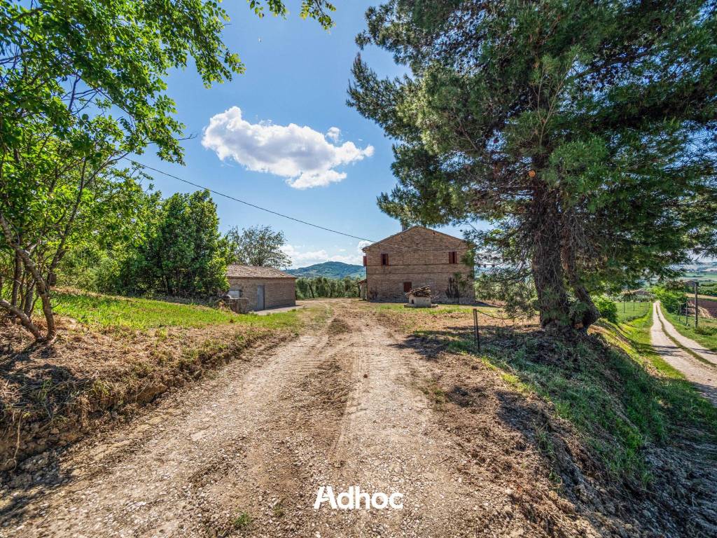 Rustico / casale a Mombaroccio in Via Amiana - Foto 4
