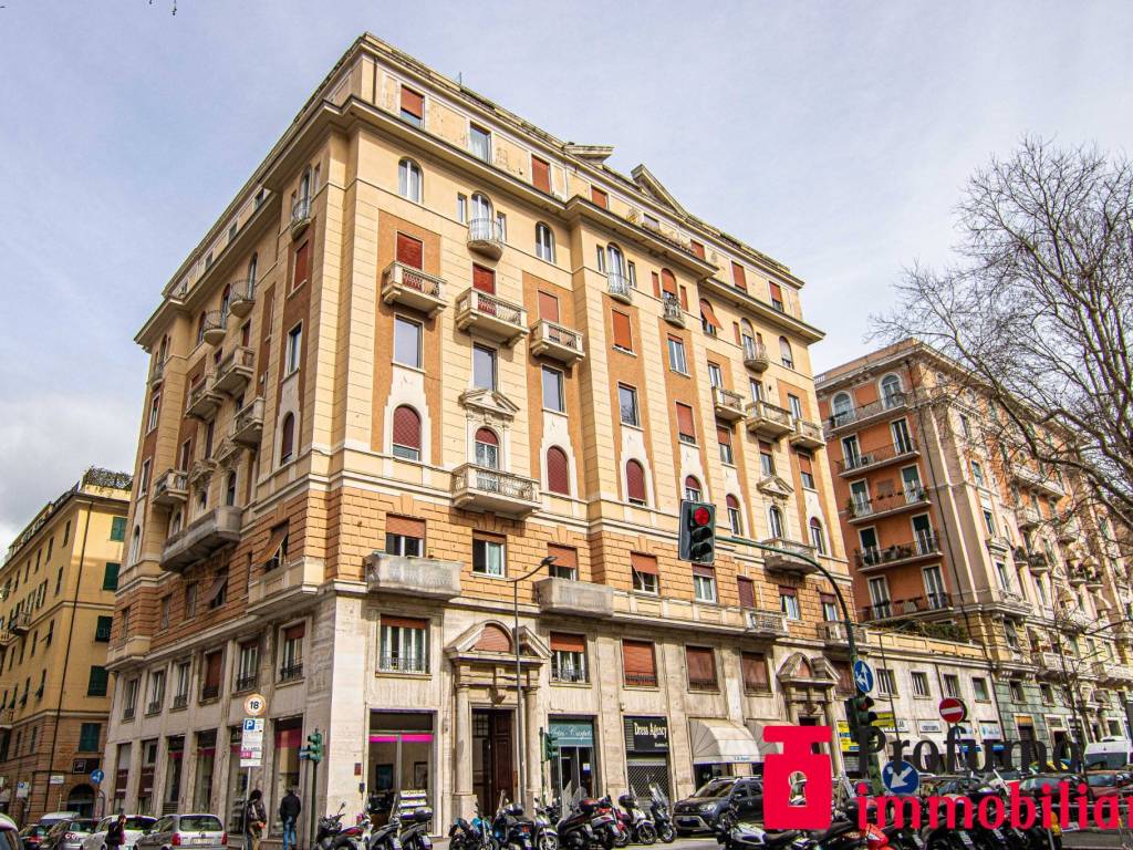 Appartamento a Genova in Via Antonio Cecchi, 9 - Foto 2