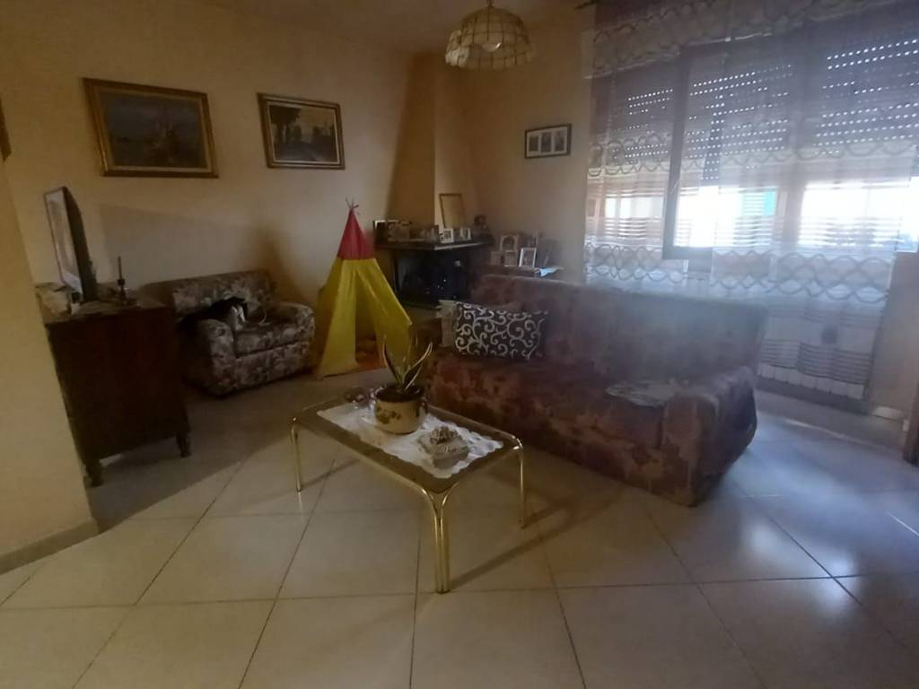 Appartamento a Montevarchi in Via Arno - Foto 2