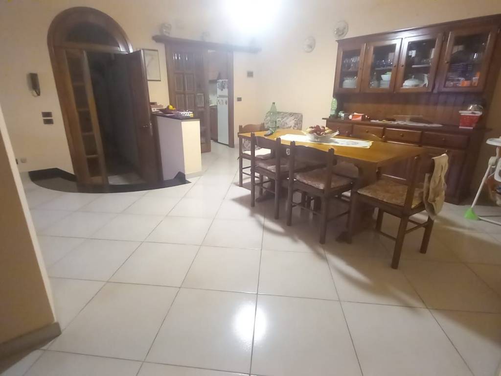 Appartamento a Montevarchi in Via Arno - Foto 3