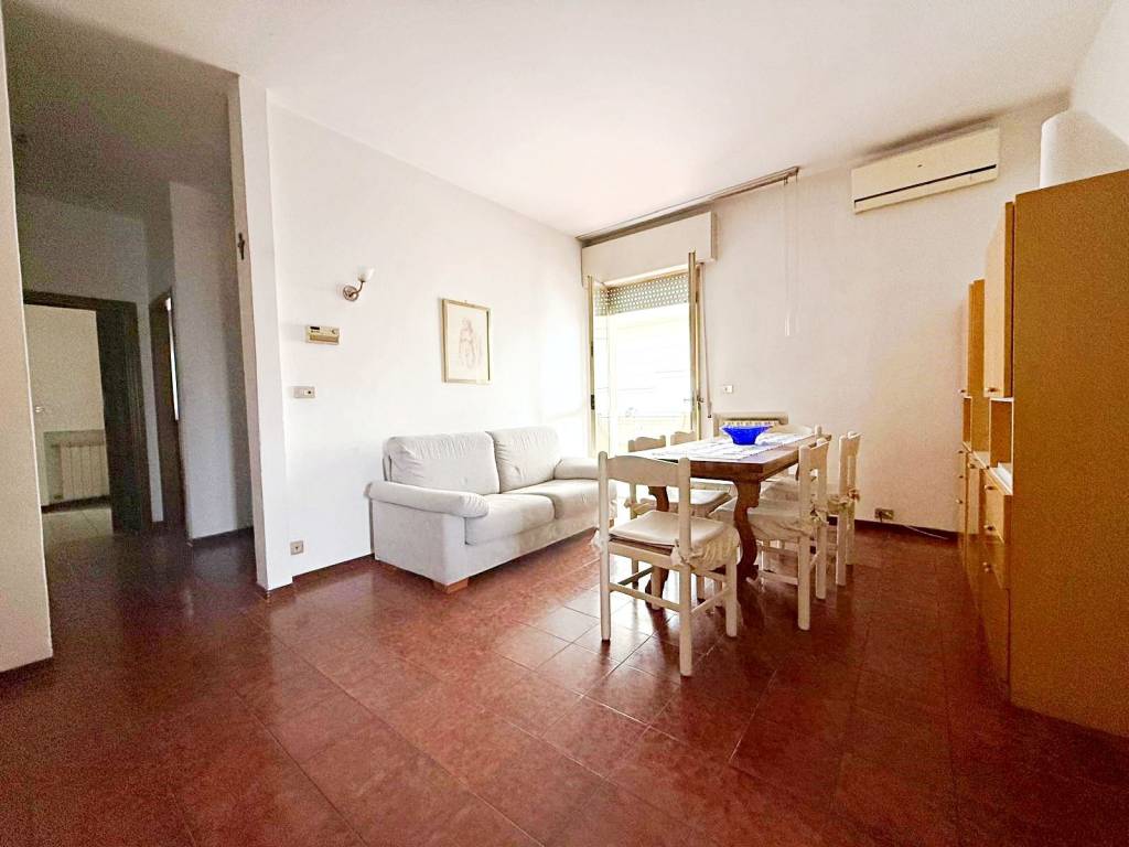 Appartamento a Riccione in Viale Marsala - Foto 2