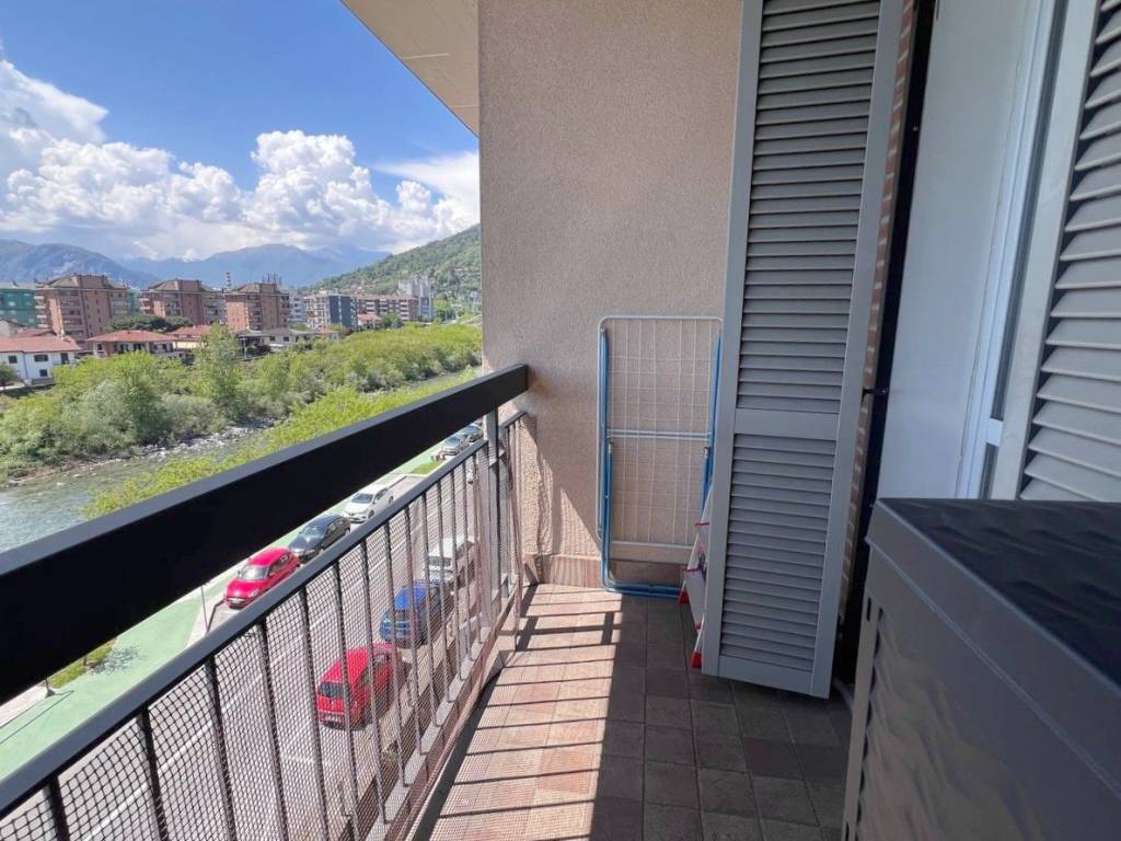 Appartamento a Verbania in Via Alfonso La Marmora, 40 - Foto 2