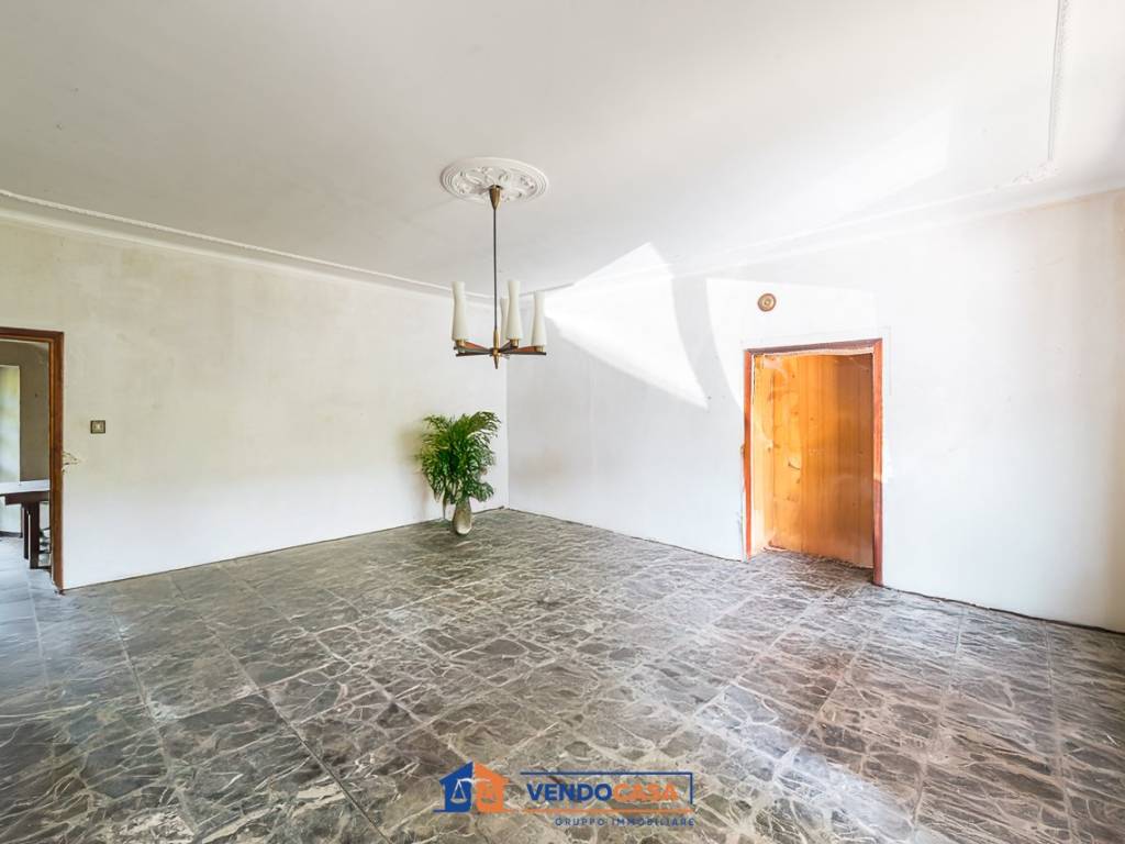 Casa indipendente a Costigliole saluzzo in Via Paradisotto, 4 - Foto 3