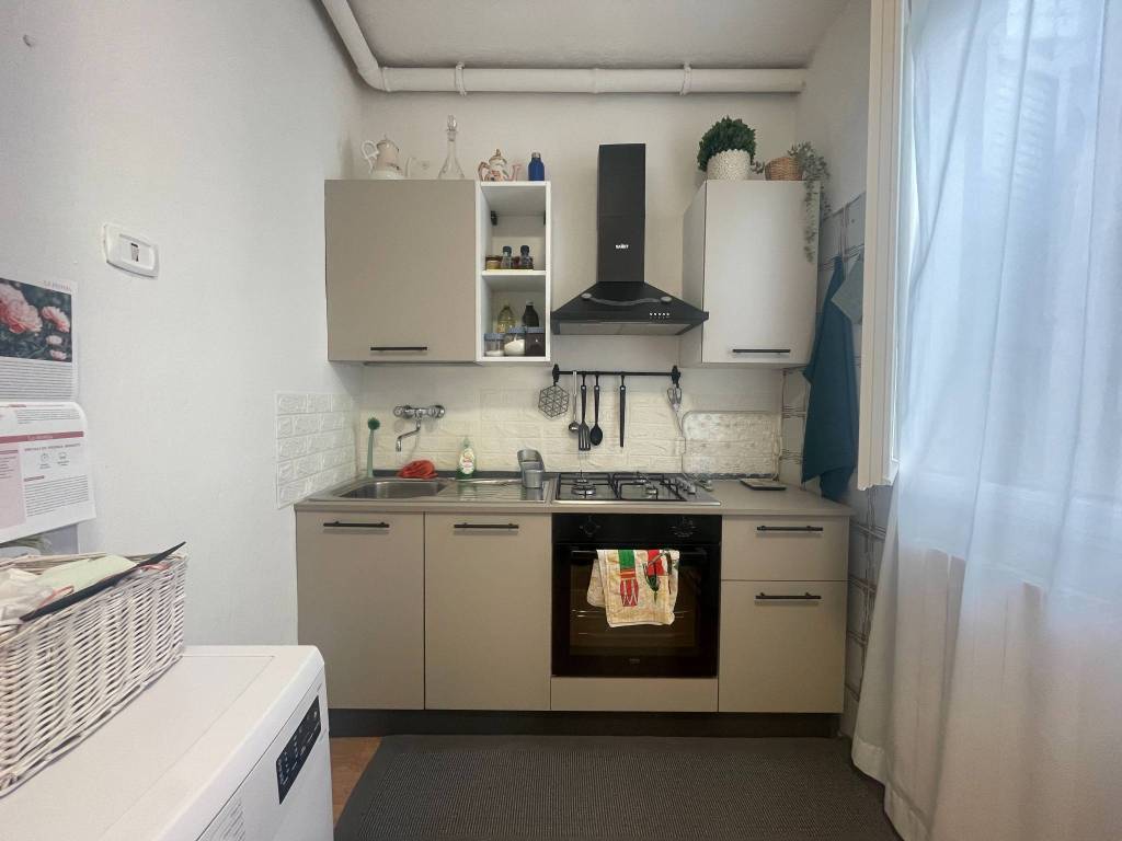 Appartamento a Reggio emilia in Via Caggiati - Foto 3