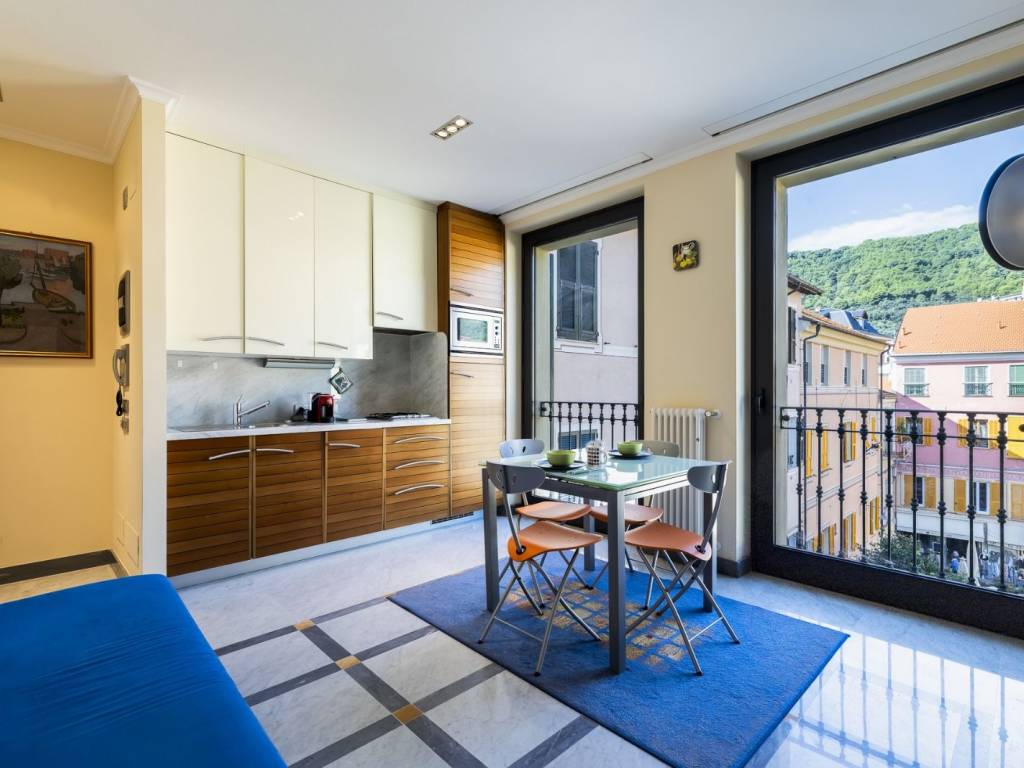 Appartamento a Laigueglia in Piazza della Libertà - Foto 4