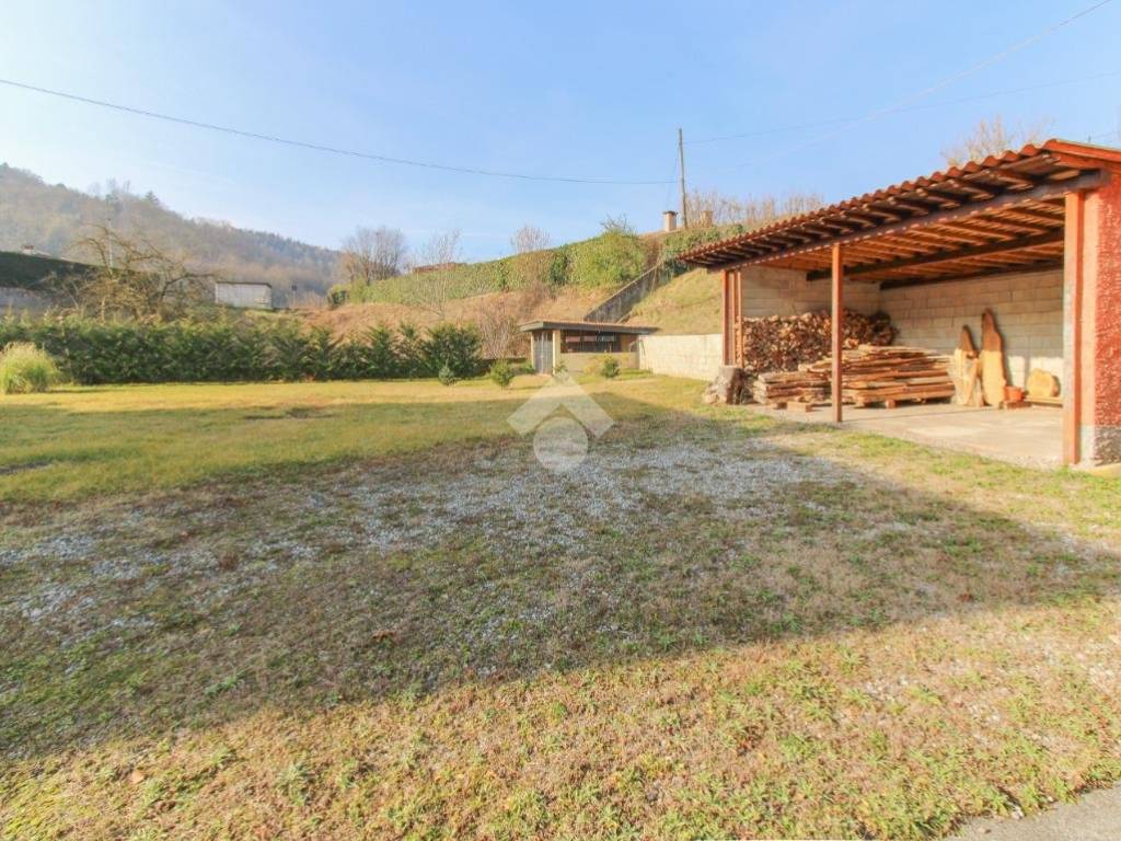 Villa a Vestone in Via Angelo Passerini - Foto 2
